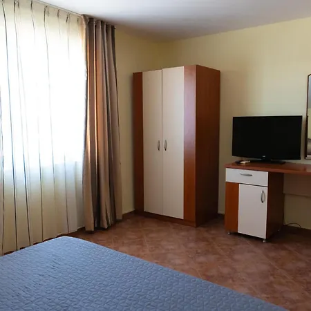 Hotel Zlatna Ribka *