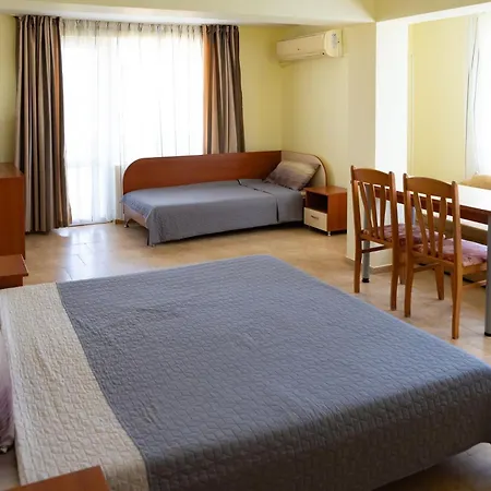 Zlatna Ribka Hotel *