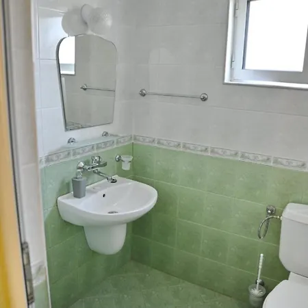 Zlatna Ribka Hotel *