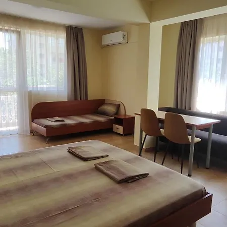 Zlatna Ribka Hotell *
