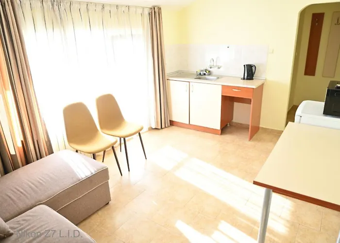 Zlatna Ribka Τσερνομόρετς